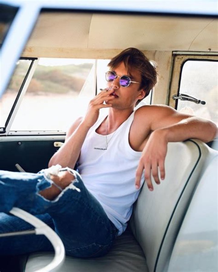 Carlos Bottcher Age | Wiki, Net worth, Bio, Height, Girlfriend.