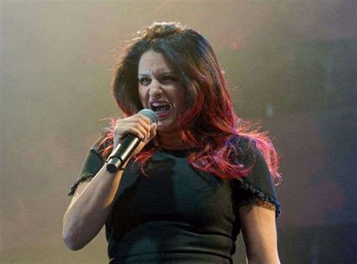 Larusso Est Elle Enceinte 2023