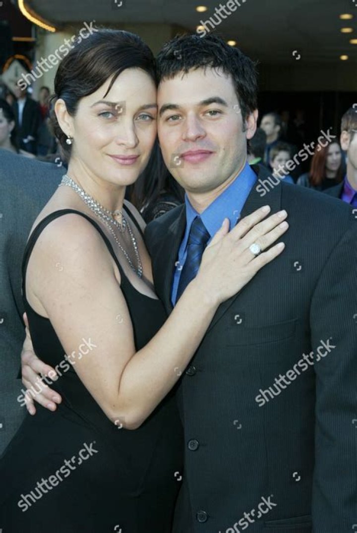 Steven Roy: Age and Facts about Carrie-Anne Moss Husband